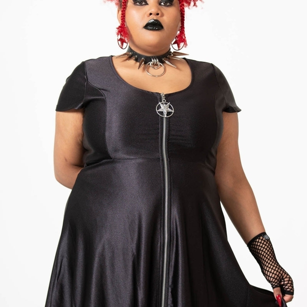 KillStar Disco Diva Black Short Sleeve Dress with Zipper- NWT- Size 4X - Picture 4 of 7